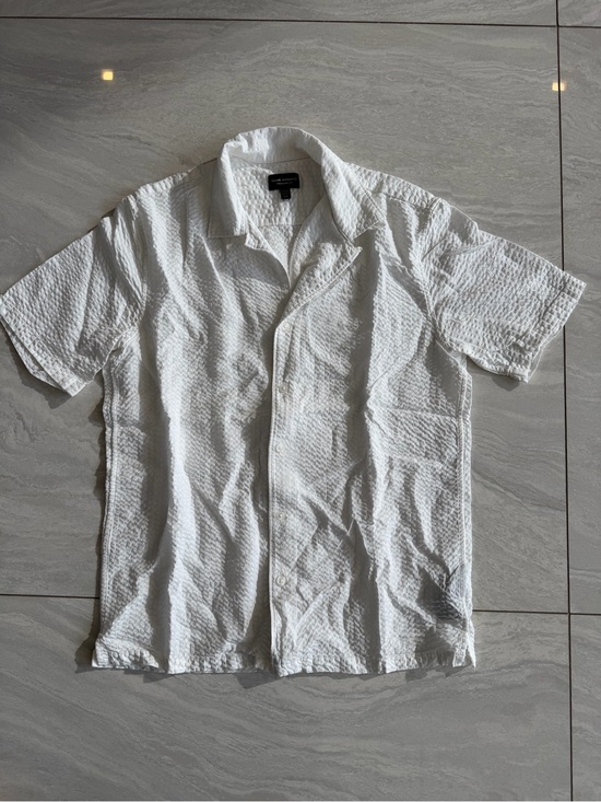 Club Monaco Other - Club Monaco White Seersucker Short Sleeve Button-Down Shirt